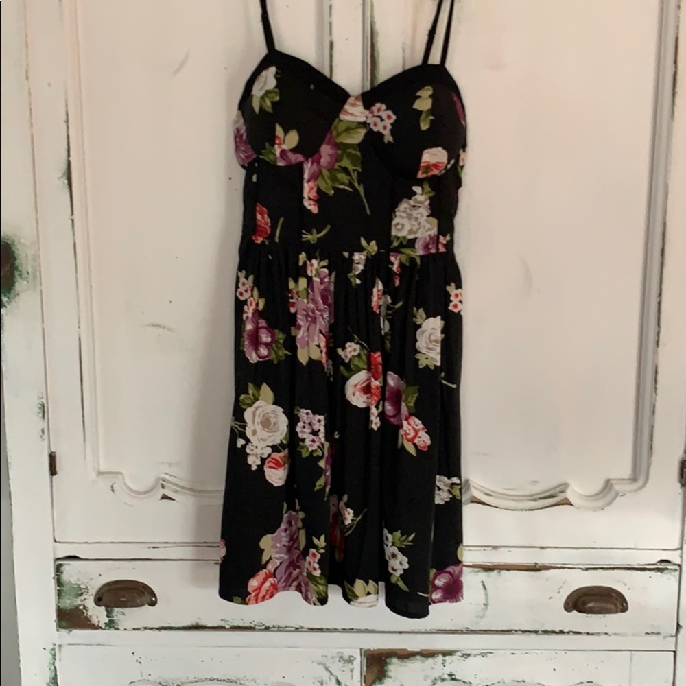 Black strappy flowers dress